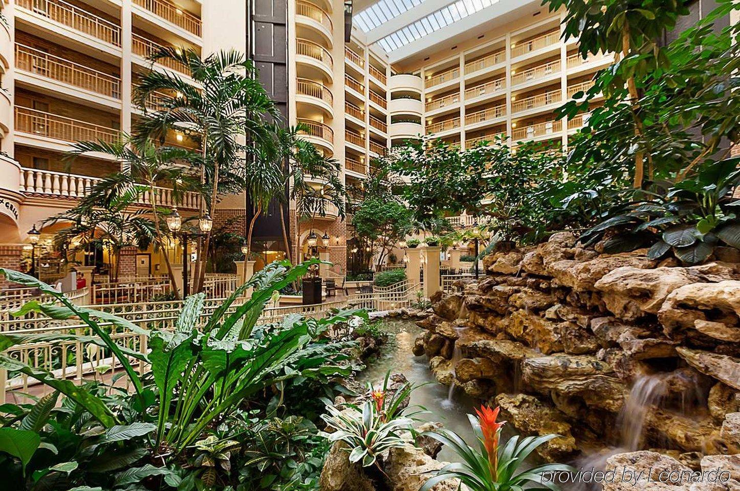 Embassy Suites By Hilton Orlando International Drive Convention Center Williamsburg Exterior photo